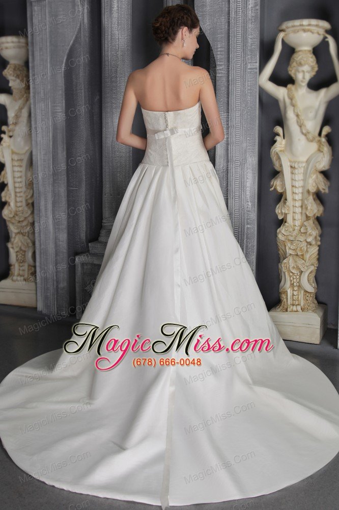 wholesale white column/sheath strapless court train taffeta lace wedding dress