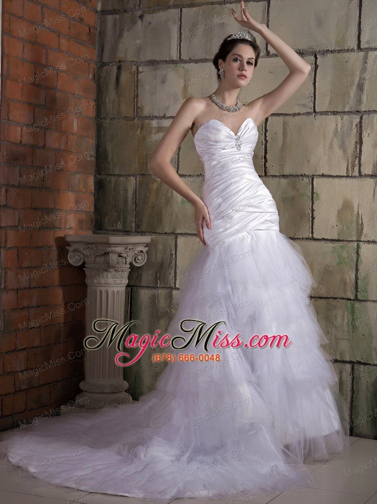 wholesale popular a-line sweetheart chapel train taffeta and tulle ruch and beading wedding dress