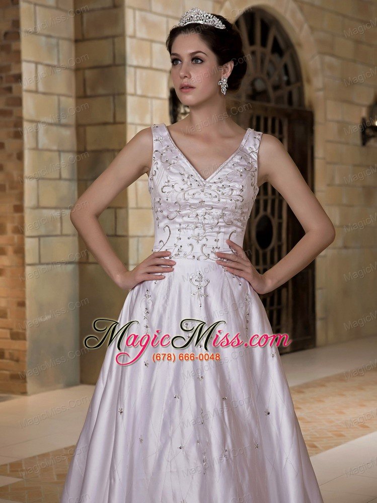 wholesale luxurious a-line v-neck chapel train taffeta beading wedding dress