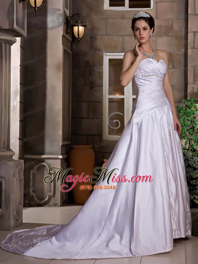 wholesale exclusive a-line sweetheart chapel train taffeta appliques with beading wedding dress