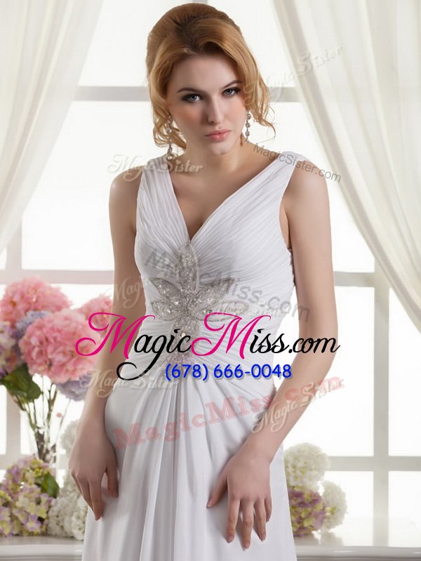 wholesale great v-neck sleeveless wedding gowns floor length beading white chiffon