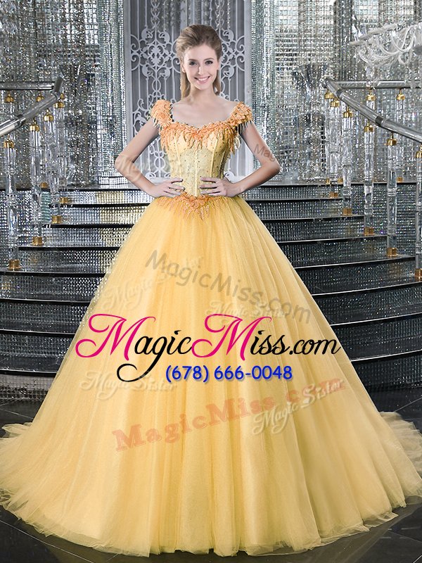 wholesale fine straps sleeveless brush train lace up vestidos de quinceanera gold tulle